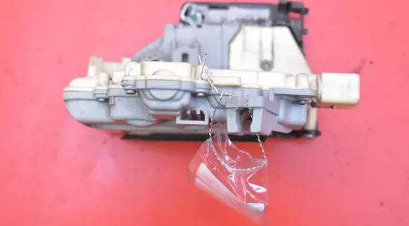 Audi Q7 4L Front door lock 3C1837015A