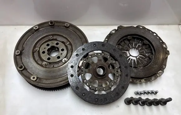 BMW 1 E81 E87 Clutch set kit 7526268