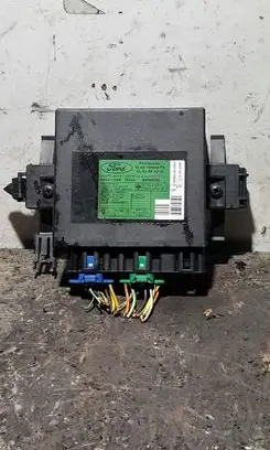 Ford Focus Comfort/convenience module 98AG15K600FB