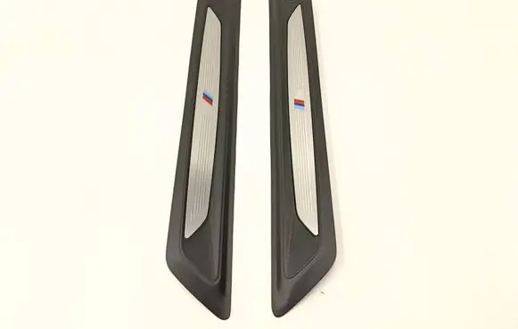 BMW 3 F30 F35 F31 Front sill trim cover 8051037 7289215 7289216