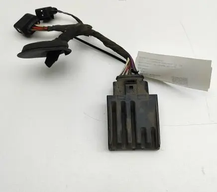 Volkswagen PASSAT B8 Fuel injection pump control unit/module 3Q0906121B