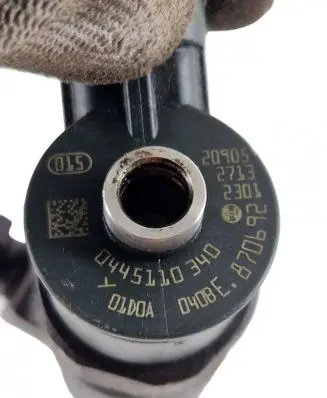 Peugeot Partner Fuel injector 0445110340