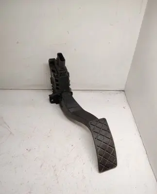 Volkswagen PASSAT B8 Accelerator throttle pedal 5Q1723503H 6PV01062111