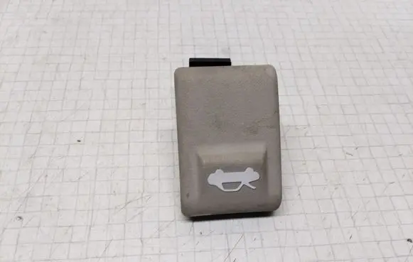 KIA Cerato Engine bonnet (hood) release handle