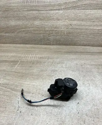 BMW 7 E65 E66 Air flap motor/actuator 6935072 B3236