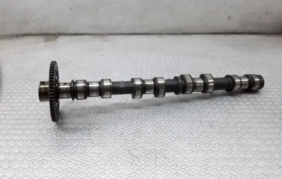 Toyota Avensis T250 Camshaft 