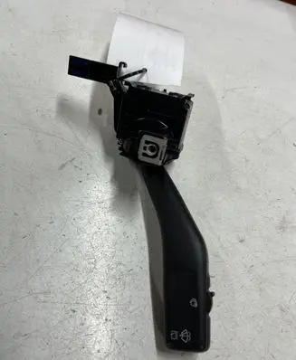 Volkswagen Golf V Wiper control stalk ANP80H023A N4B0494D