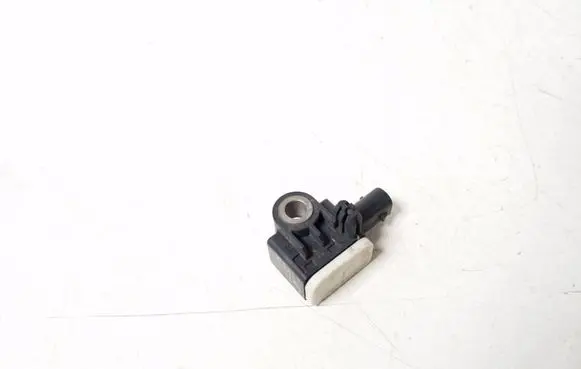 Mercedes-Benz B W246 W242 Airbag deployment crash/impact sensor A1668210151