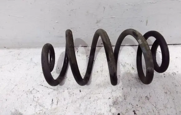 Nissan Qashqai Rear coil spring