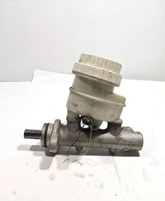 Mitsubishi L200 Master brake cylinder 