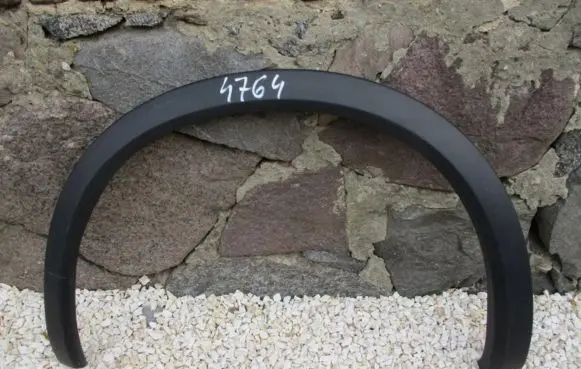 Volvo V60 Front arch trim 