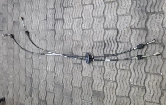 Ford C-MAX II Gear shift cable linkage AV6R7E395AC AV6R7E395