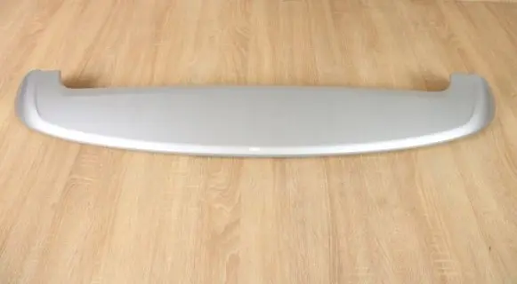 Tailgate/trunk spoiler