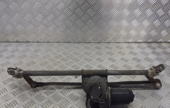 Suzuki Swift I Front wiper linkage 