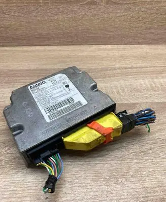 Renault Laguna III Airbag control unit/module 610901600 285586520R