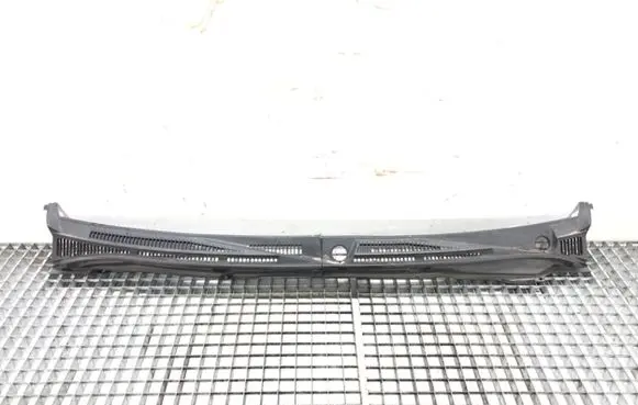 Suzuki Grand Vitara II Wiper trim 77311-65J0