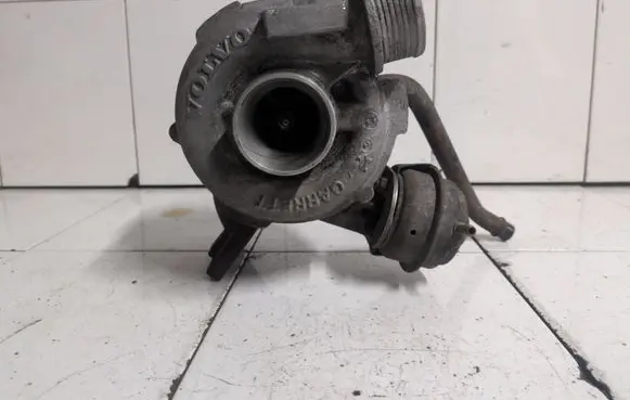 Volvo V70 Turbo 8653146 GT2052V