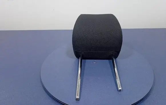 Volkswagen Cross Polo Front seat headrest 