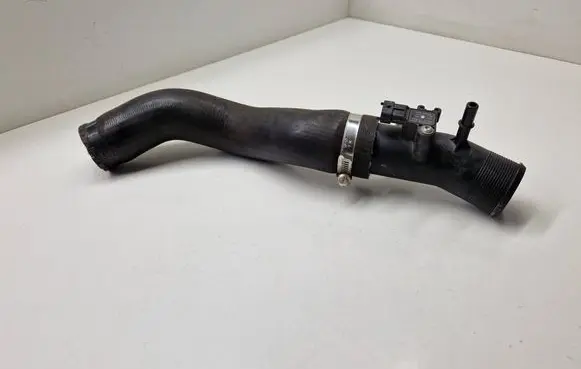 Ford Ecosport Intercooler hose/pipe GN116F073CA 0261230453