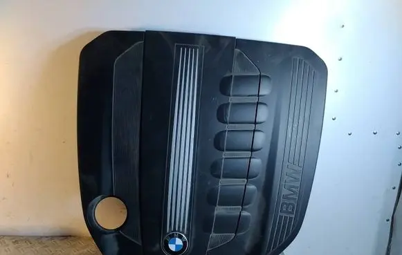 BMW 5 F10 F11 Engine cover (trim) 13717800575