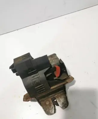 Mercedes-Benz C W203 Tailgate/trunk/boot lock/catch/latch 2037400235