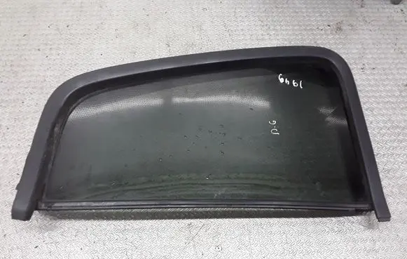 Nissan Pathfinder R51 Rear side window