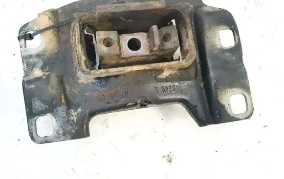 Ford Focus Engine mount bracket 3m517m121