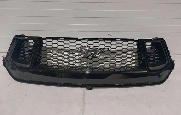 Ford Mustang VII Front bumper upper radiator grill PR3B8150CBW PR3B8150 PR3Z8200CAPTM