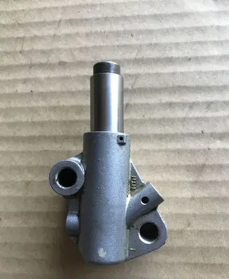 Subaru Outback (BS) Timing belt/chain tensioner 13142AA050
