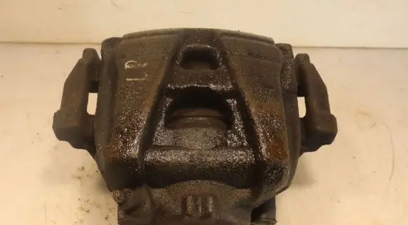 Volkswagen Tiguan Front brake caliper
