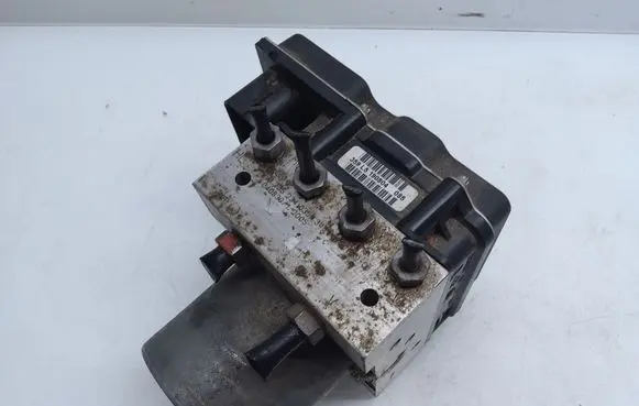 BMW X3 E83 ABS Pump 0265950318