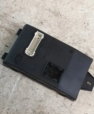 Renault Thalia II Comfort/convenience module 8200103749b 8200103749B