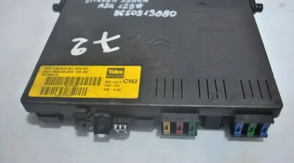 Citroen Xsara Picasso Fuse module 9650919880