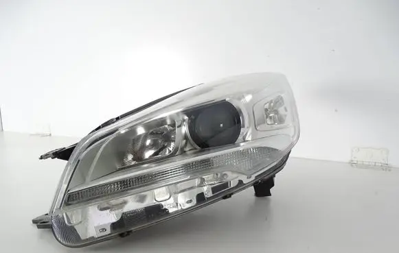 Ford Kuga II Headlight/headlamp CV44-13D155-AH