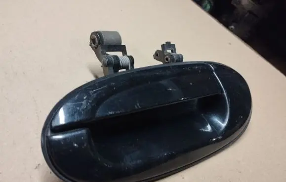 Rear door exterior handle