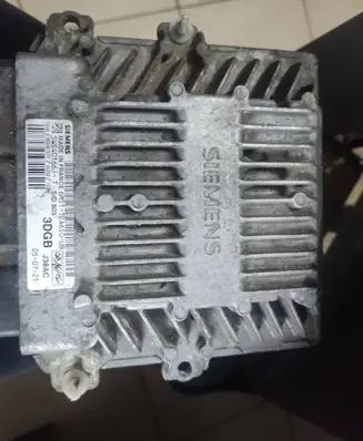 Ford Focus C-MAX Engine control unit/module 6M5112A650UB 5WS40166JT
