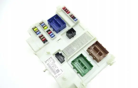 Volvo V60 Fuse module 31412969AA