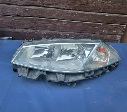 Renault Megane II Headlight/headlamp 8200073220J 89306990 539904HCR
