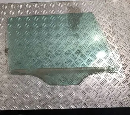 Skoda Octavia Mk2 (1Z) Rear door window glass 43R00048 DOT24M68AS2 E000292