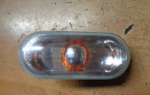 Volkswagen Caddy Front fender indicator light 2K0949117A