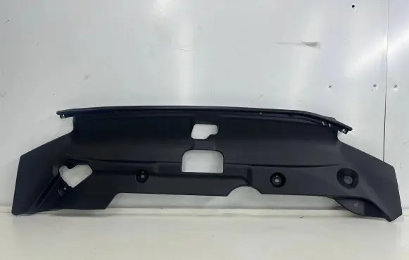 Engine bonnet/hood lock trim molding