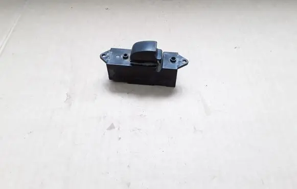 Mitsubishi Pajero Electric window control switch 8608A144 C8DD619M