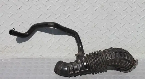 Intake resonator