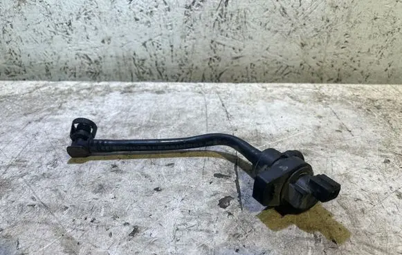 BMW 7 E65 E66 Vacuum line/pipe/hose 7337812 04T315S