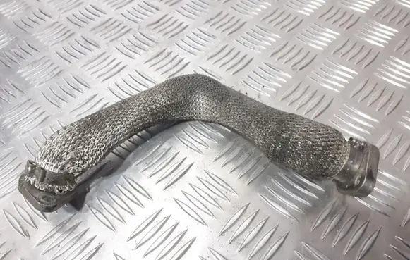 Audi A8 S8 D3 4E EGR valve line/pipe/hose 059131525AG