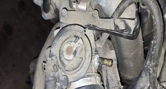 Volkswagen PASSAT B5 Throttle valve 