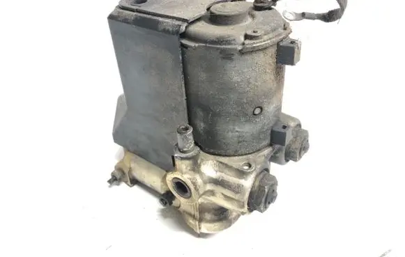 Mercedes-Benz E W124 ABS Pump 0265200043