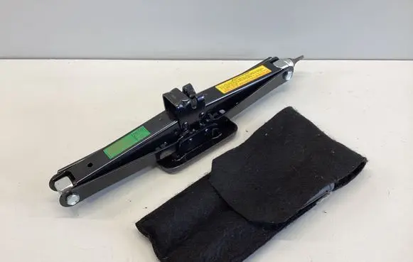 KIA Sorento Tool set