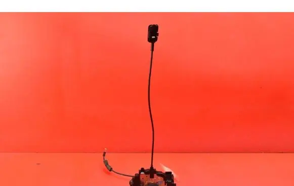 Renault Clio III Front door lock