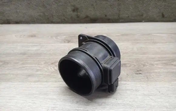 Volvo V50 Mass air flow meter 5WK97002 9645948980